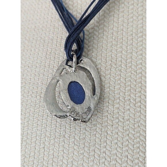Ornate Vintage Dark Blue Cabochon Stone Pendant Necklace - Picture 3 of 5